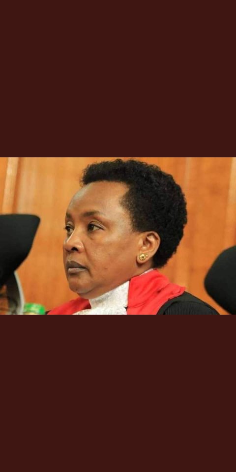 Blessednice9's tweet photo. @ahmednasirlaw I just don't trust her https://t.co/louNiqKj2a
