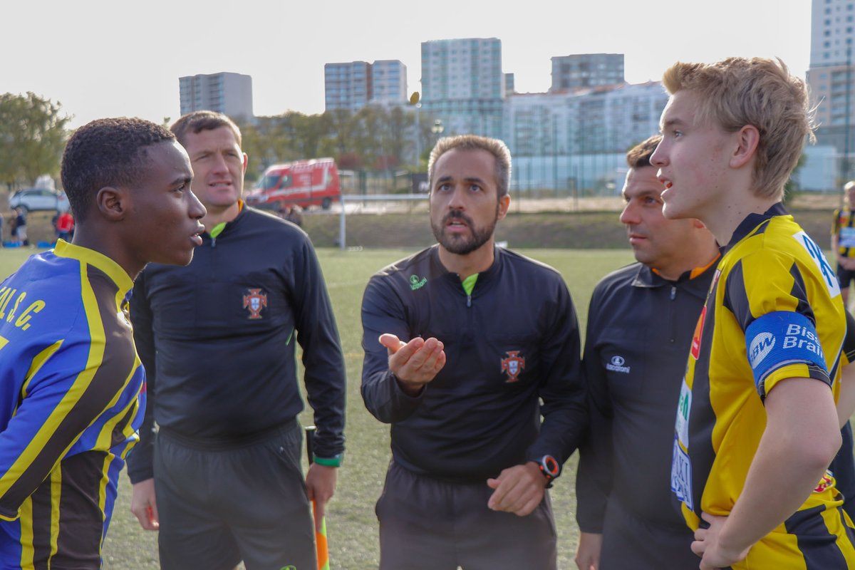 lisbonfootballc's tweet photo. Who is going to kick off the game?
#lisbonfootballyouthcup #lfyc2022 #lfyc #football #soccer #futebol #torneio #footballtournament #sportevents #soccertournament #youthcup #youthsoccer #competition #thepoweroffootball #lisbon #thegamechangers #movewithus #move #movesports https://t.co/H8qRNadUSs