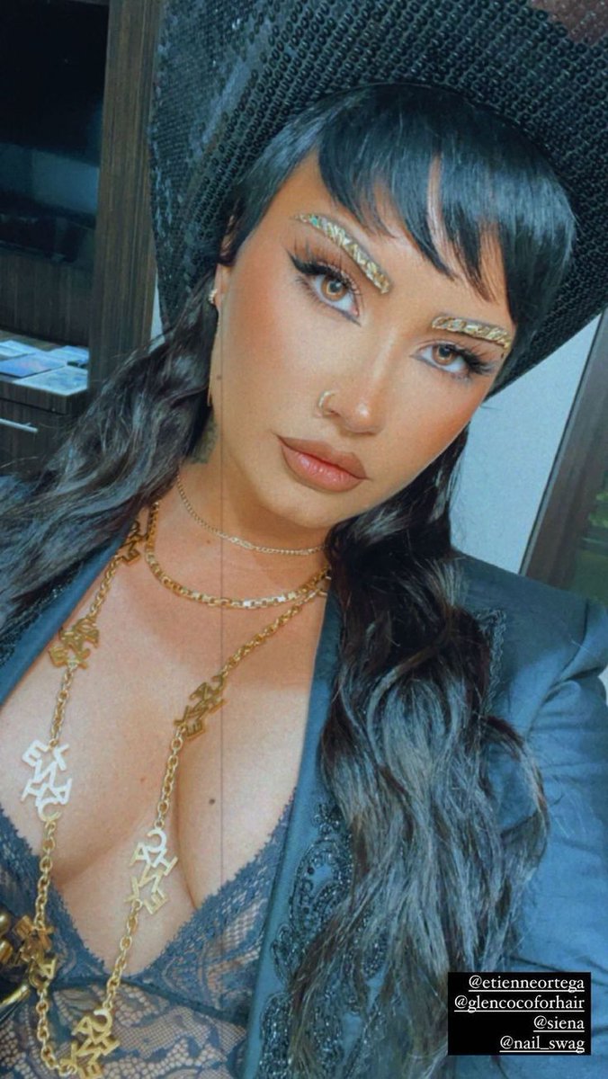 Alexandra .® (@lexisa_) on Twitter photo 