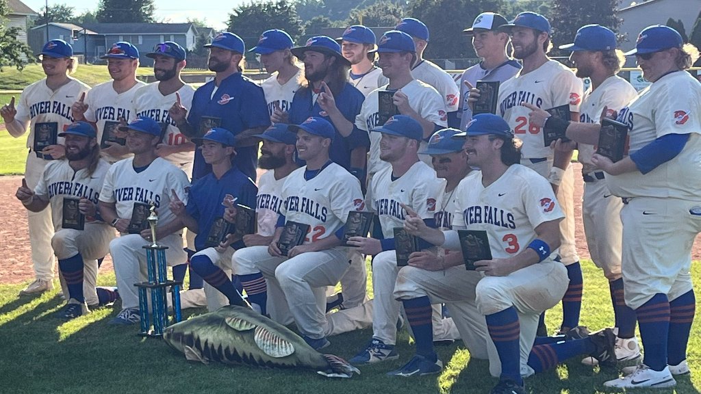 HardballWI's tweet image. Congratulations to the @fightingfishRF 2022 WBA State champions!