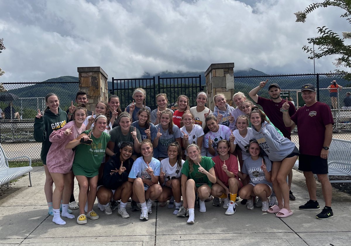 Lady Gators make it back from Gatlinburg with 2 resilient wins.

Thank you to our driver, Tina, from Wise Coaches for keeping us safe and playing your pregame mixtape on gamedays.

Thank you parents for your support all weekend!

#GOWOOD! 🐊 #FARPLG