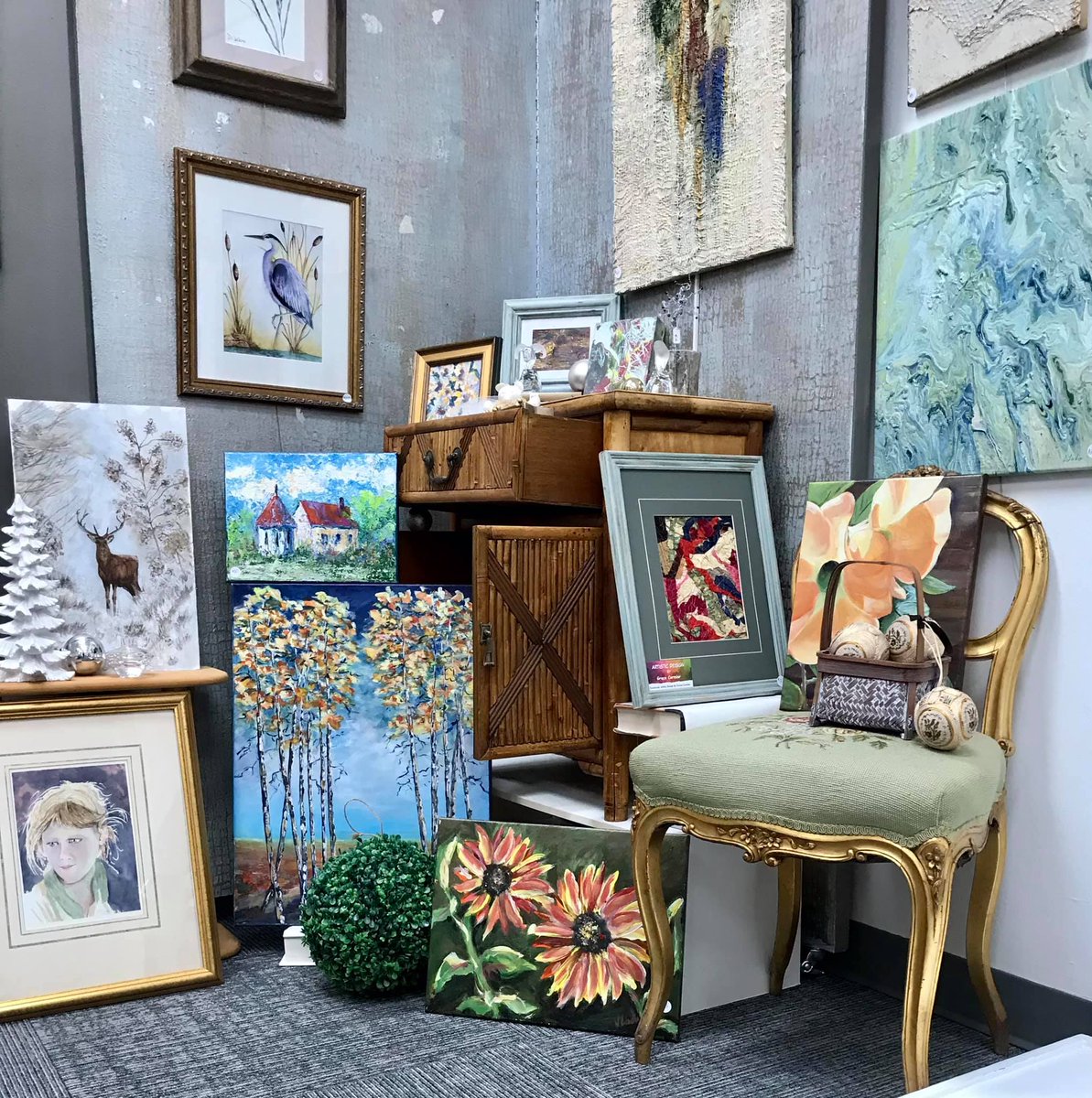 #MemberMonday Currently celebrating it's 85th year, the @SebastianRiverArtClub has over 150 members of diverse mediums.  Since 1937 , the group has enriched the community &amp; its residents with the beauty of its fine art, and contributions to cultural and civic projects &amp; events.