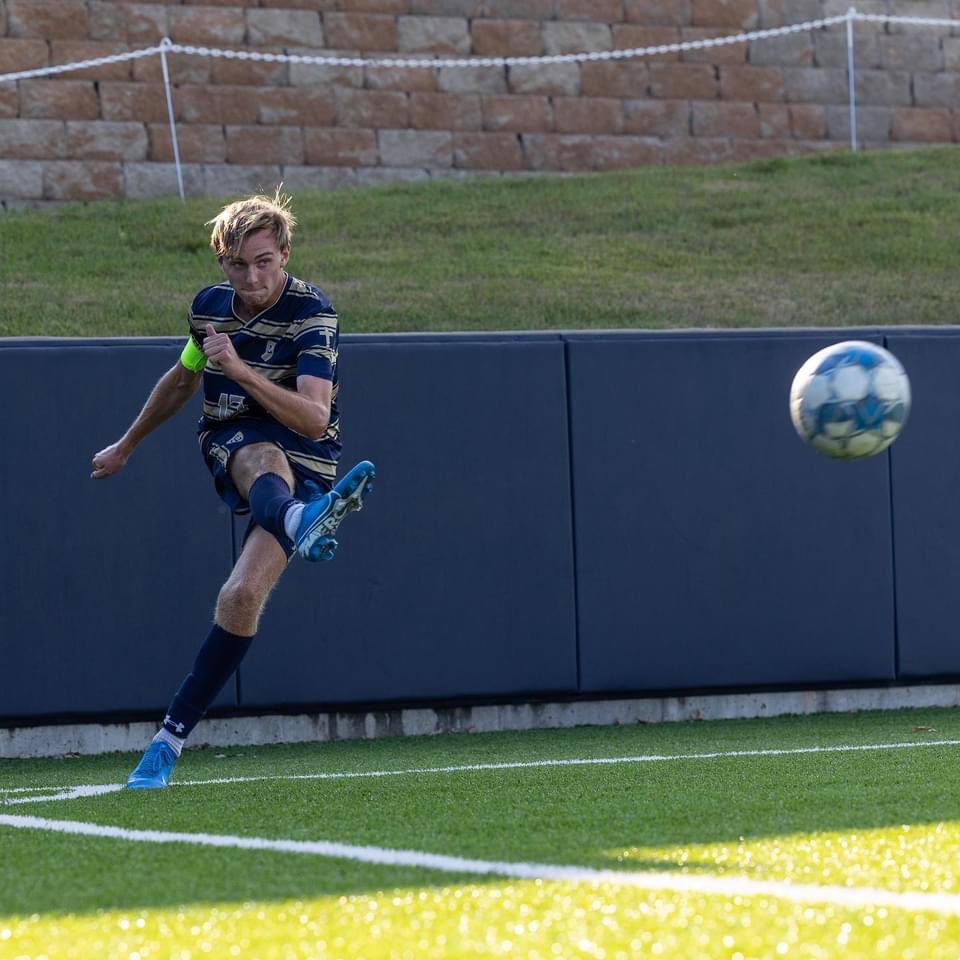 SADER_SOCCER's tweet photo. Some pics of the action this past week. https://t.co/BYnCzR92HL