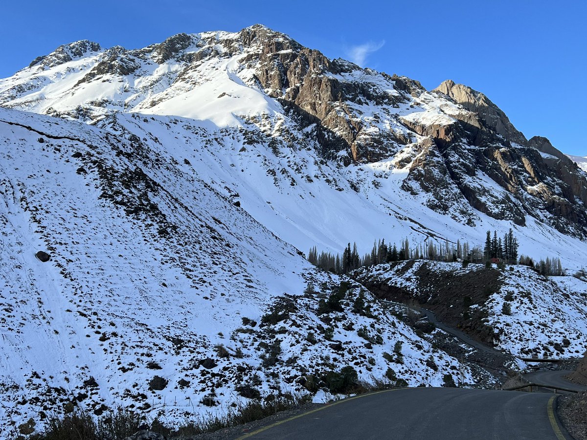 Hoy se realizará un nuevo sobrevuelo en Baños Morales #CajónDelMaipo, con Carabineros, ONEMI y Ejercito de Chile para evaluar la zona de posibles avalanchas y con el trabajo de fotogrametria que realizó <a href="/DroneSARChile/">DroneSAR Chile</a> el día de ayer junto a la <a href="/DPPCordillera/">Delegación Presidencial Provincial de Cordillera</a>