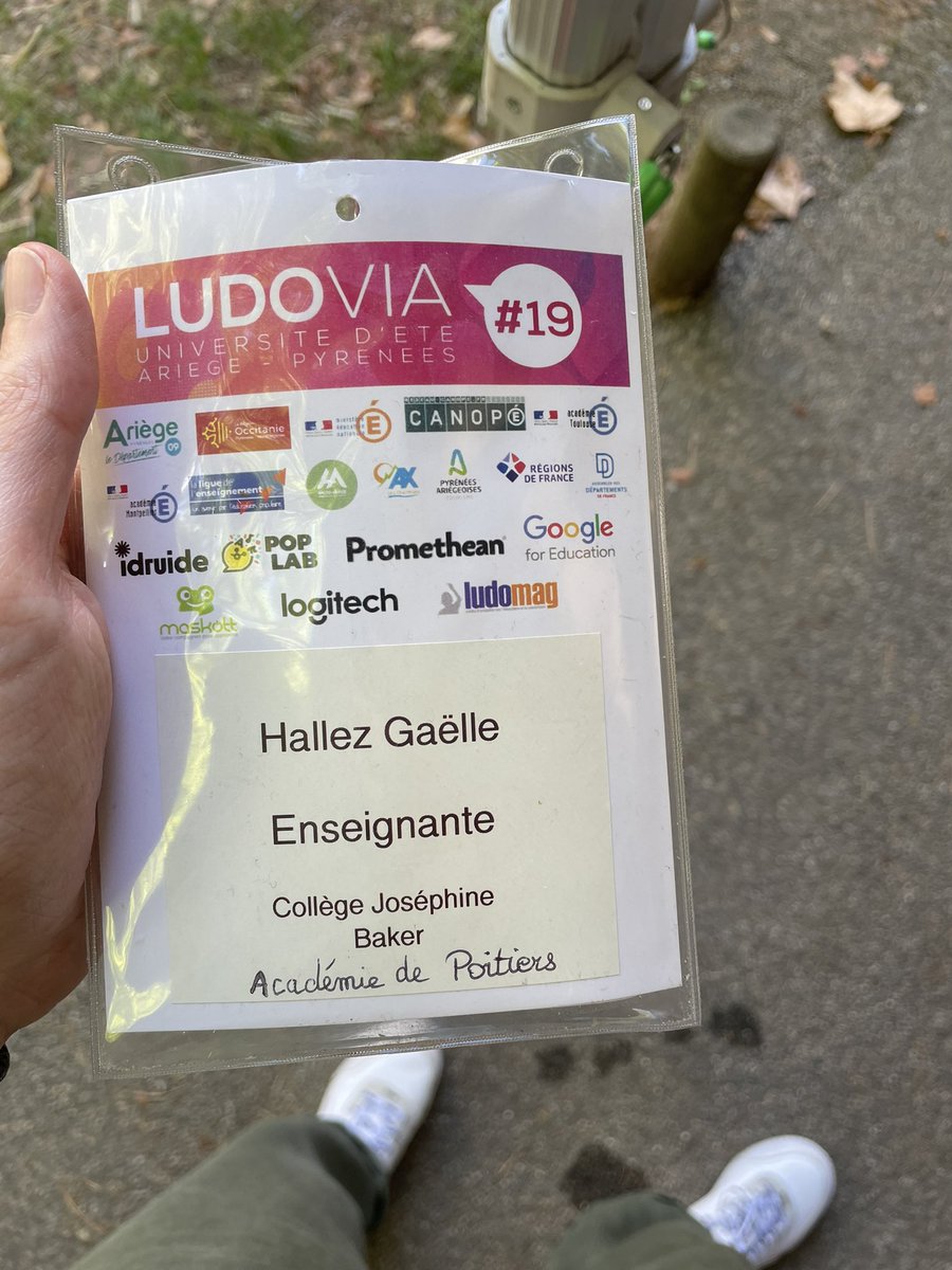 Hallez Gaelle 🌹📱💭💡 tweet media