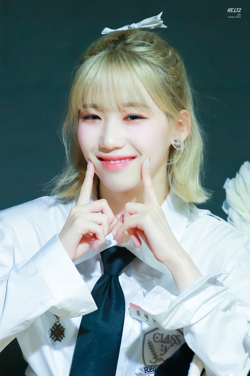 HELIZ_CLIKEY's tweet photo. 220521 

앞으로도 많이 웃자😆
혜주야 사랑해❤️❤️💝

#혜주 #홍혜주 #HYEJU #HONGHYEJU
#클라씨 #CLASSy @M25_CLASSy
#CLASSISOVER #셧다운 #SHUTDOWN https://t.co/yzd3fZ7Z1g