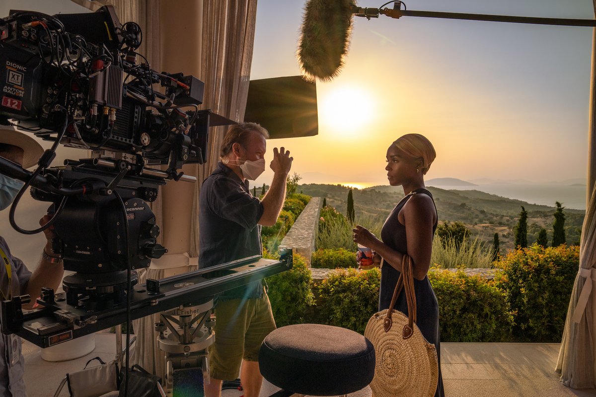 <a href="/rianjohnson/">Rian Johnson</a> <a href="/JanelleMonae/">Janelle Monáe👽🚆🤖🚀🪐</a> <a href="/DaveBautista/">Ba☦️is✝️a</a> <a href="/leslieodomjr/">Leslie Odom, Jr.</a> Rian Johnson's Glass Onion: A Knives Out Mystery is coming to select theaters on a date to be announced and globally on Netflix December 23! netflix.com/tudum/articles…