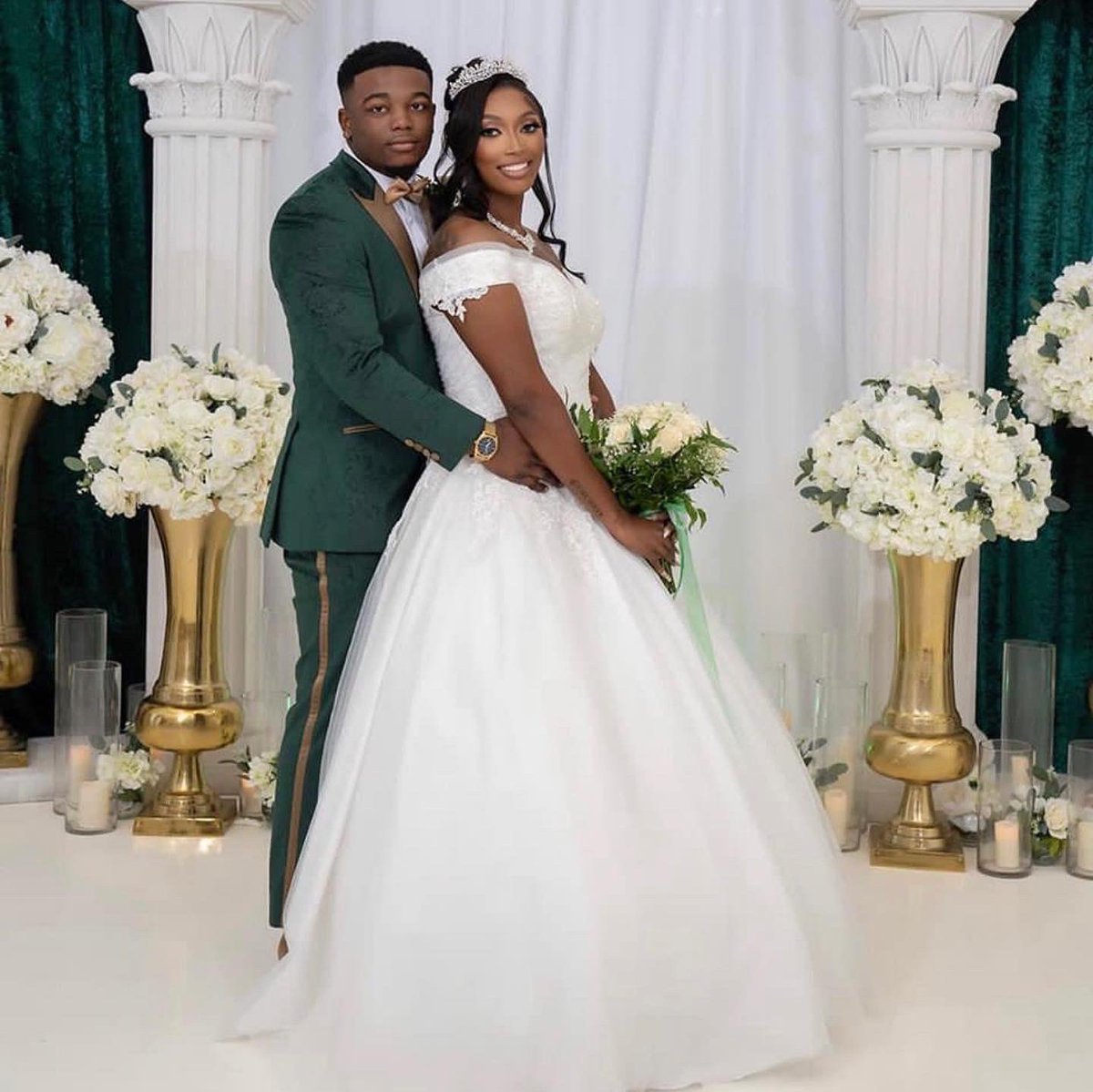 ItsEricKeith's tweet photo. Congratulations to my little brother Jahquille and his wife Breanna!
I’m so proud of the man you grew up to be and so happy that you found a partner that makes you happy and are willing to spend the rest of your life with!
#TheThomas’ 🖤 https://t.co/kcGYcY8I3M