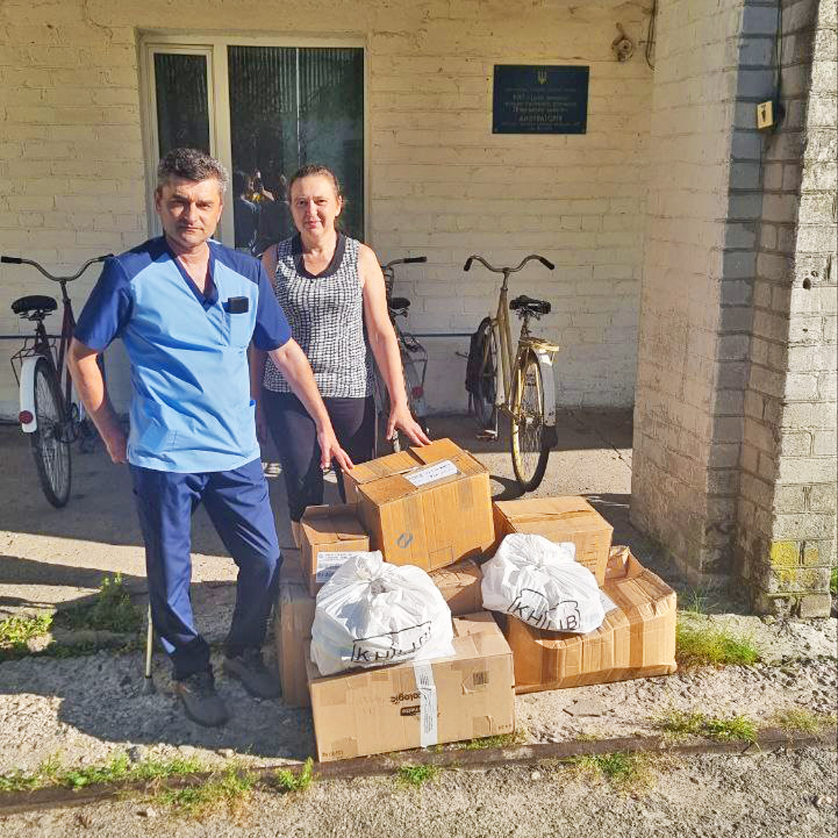 KHLIB_help's tweet photo. ✅#Volunteers #KHLIB sent #humanitarian help to:
Pechenihy 
Snizhky 
Ternova 
Pokrovka
in #Kharkiv oblast`.
🙏 And now people are getting support!

👉Donate: https://t.co/0vTrIqRKAO
#Crypto: https://t.co/UAuVgStWf5 

#Ukraine️ #Ukrainians #volunteering 
#StandWithUkraine #BSC https://t.co/w6FJzy1Gin