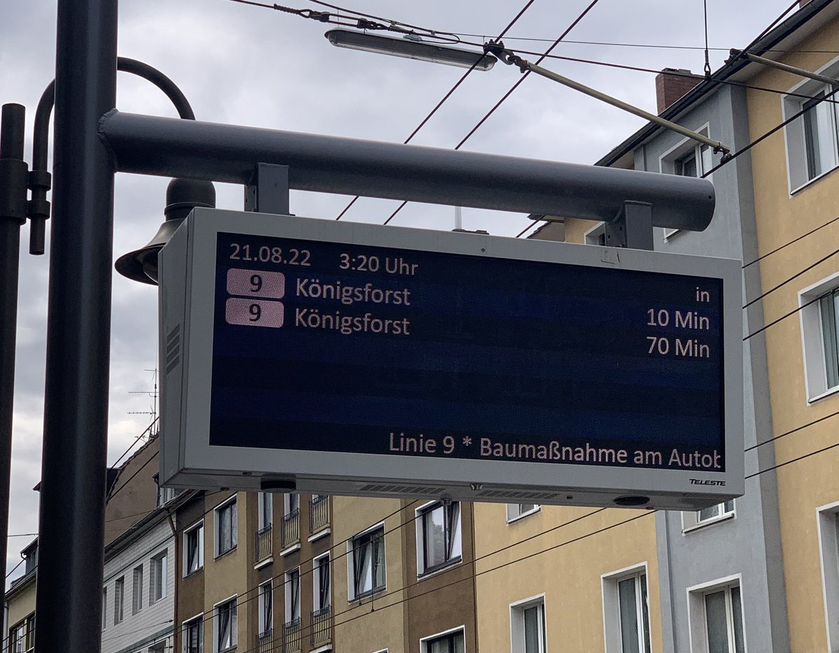 Hey #kvbag wie schwer kann es sein die windows PCs zu überwachen oder regelmäßig durchzustarten wenn nix mehr geht? Seit 12h tote Anzeige und keiner kriegts mit?