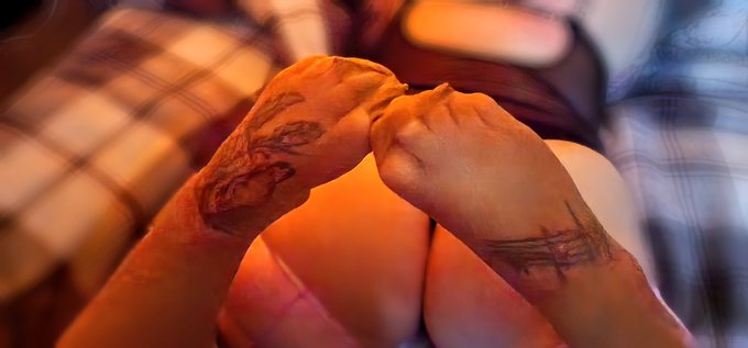 Milf Monday's ... wanna see more of this ? You know where to find me ... 💋 😘  https://t.co/4YU8HRGoSp<a href="/tag/thighhigh"class="tags"><span>#thighhigh</span></a><a href="/tag/redheads"class="tags"><span>#redheads</span></a><a href="/tag/retweeet"class="tags"><span>#retweeet</span></a><a href="/tag/thursdayvibe"class="tags"><span>#thursdayvibe</span></a>