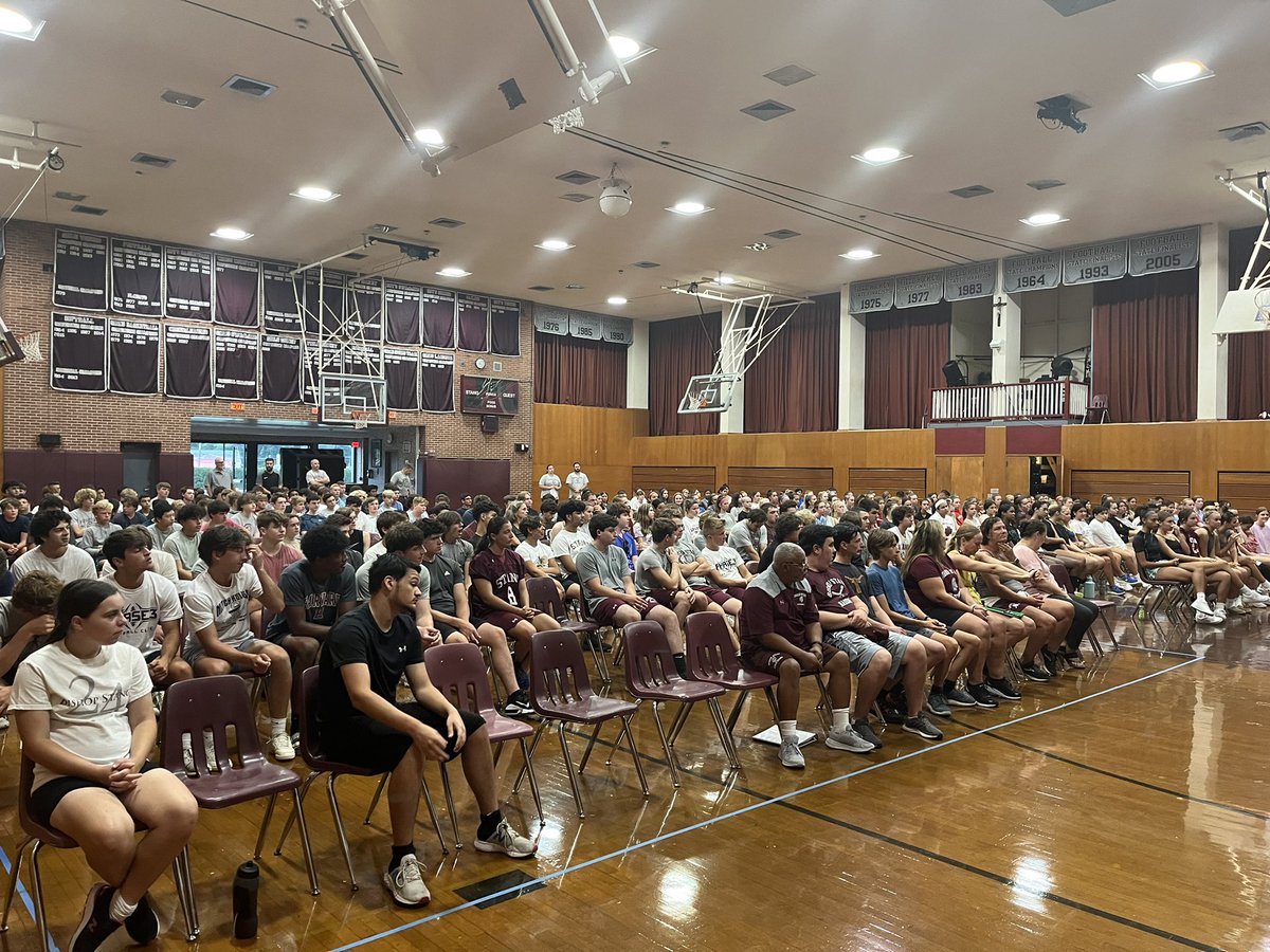 PrezBishopStang's tweet photo. Excited to address nearly 300 student athletes of Bishop Stang at our prayer service to kick off the fall season! #spartanvillage #absorbthechallenge #givethanksinALLthings https://t.co/xSoXOd8wct