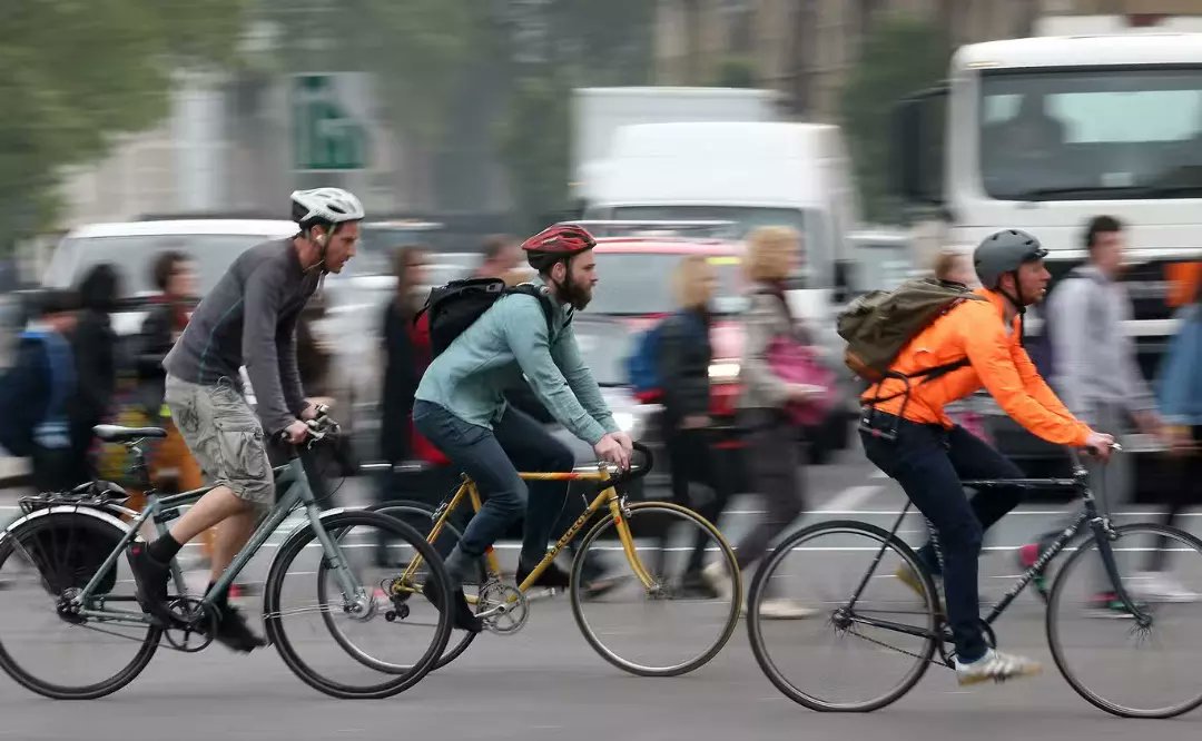 thecyclenow's tweet photo. As today is set aside by 'the United Nations' to mark the "International Day Commemorating the Victims of Acts of Violence Based on Religion or Belief "22 August, we @cyclenowclub stand with victims and ride to spread the word of tolerance. #letschangetheworld #cyclenowclub https://t.co/46juvbMf2r