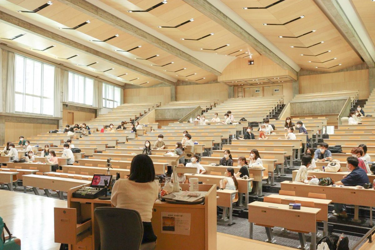 johnan_meets's tweet photo. Johnan Meets交流会編
第1弾！
上智大学写真部@SophiaSPC 
×
南山大学写真クラブFOCUS @nanzan_focus 

【交流内容】
2日はビンゴとグループに分かれてのアイスブレイク、そして3日には撮影会をしました！アイスブレイクではどのグループも楽しそうに話している姿が見られました！ https://t.co/MArgWjIpSj