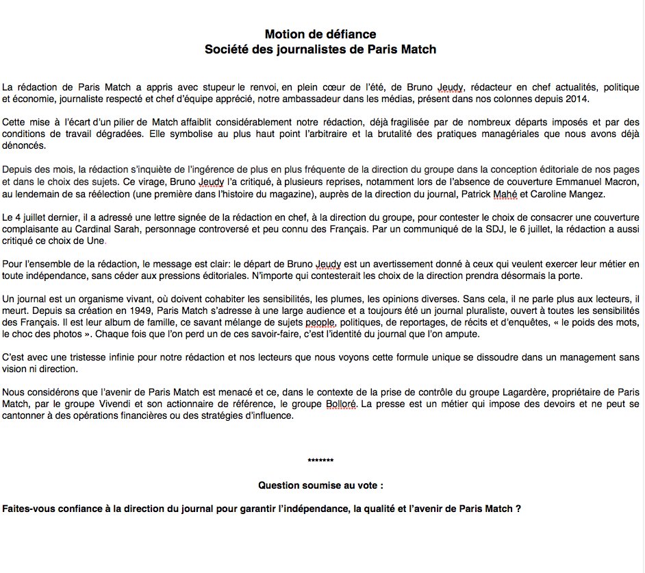 Suite au départ brutal de Bruno Jeudy, les membres de la société des journalistes de Paris Match (78 inscrits) ont voté, dimanche 21 août 2022, une motion de défiance contre leur direction (60 voix pour, 2 contre,  8 ne se prononcent pas), dont voici le texte ⤵️