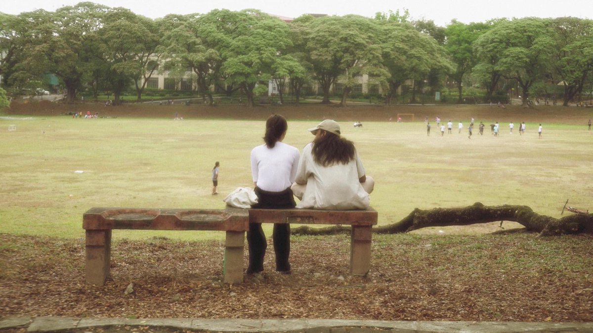 KiyoArchives_'s tweet photo. behind the scene of OMV of “Pagkabigo” ❤️🌱 https://t.co/2jmykavjNP