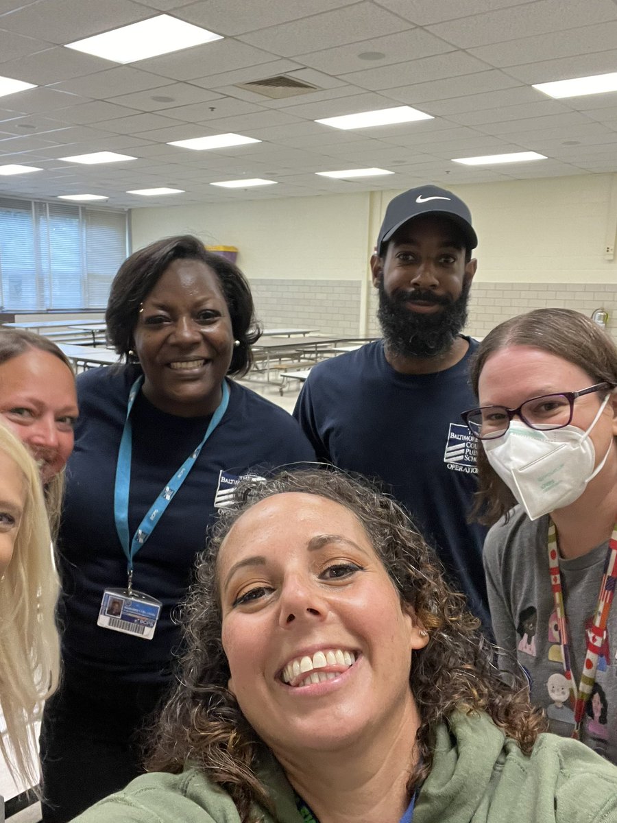 BoccanfusoRES's tweet photo. Finding new spaces and faces in our building! #resconnected A great way to start the year. @cbrinkleybcps https://t.co/JZcNCMpTFj