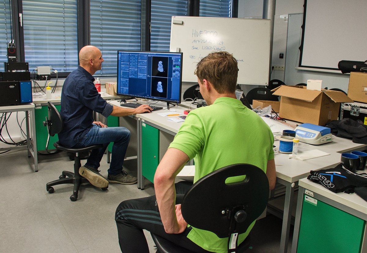 CEITEC_Brno's tweet photo. Day 6 of the #LISH #EMBOCourse 🔬

Today we started our second week together!👩‍🔬🧑‍🔬

#CEITECScience https://t.co/HyqD5niCB6