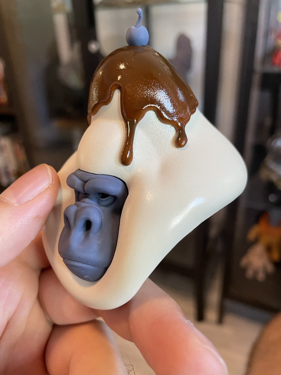 Camarasketch's tweet photo. Remember this guy? For a while it was going to be produced in vinyl by another company, but after a year or more, things did not work out. So now I will try to push it further myself. First things first! Making some prototypes! https://t.co/XxACESKhpa