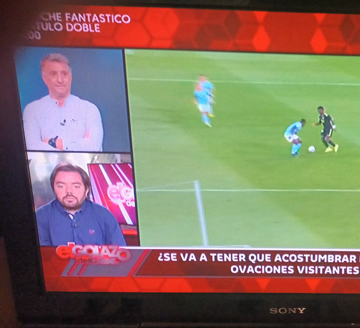 FilmAnarchy's tweet photo. Menudo fichaje de @Gol grande @IbaiLlanos! https://t.co/wvZkmv1pyV