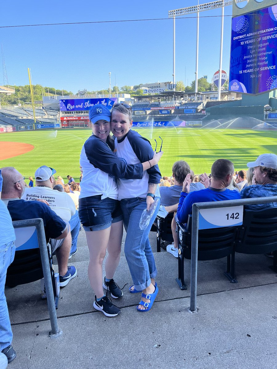 Shannon Thompkins tweet media