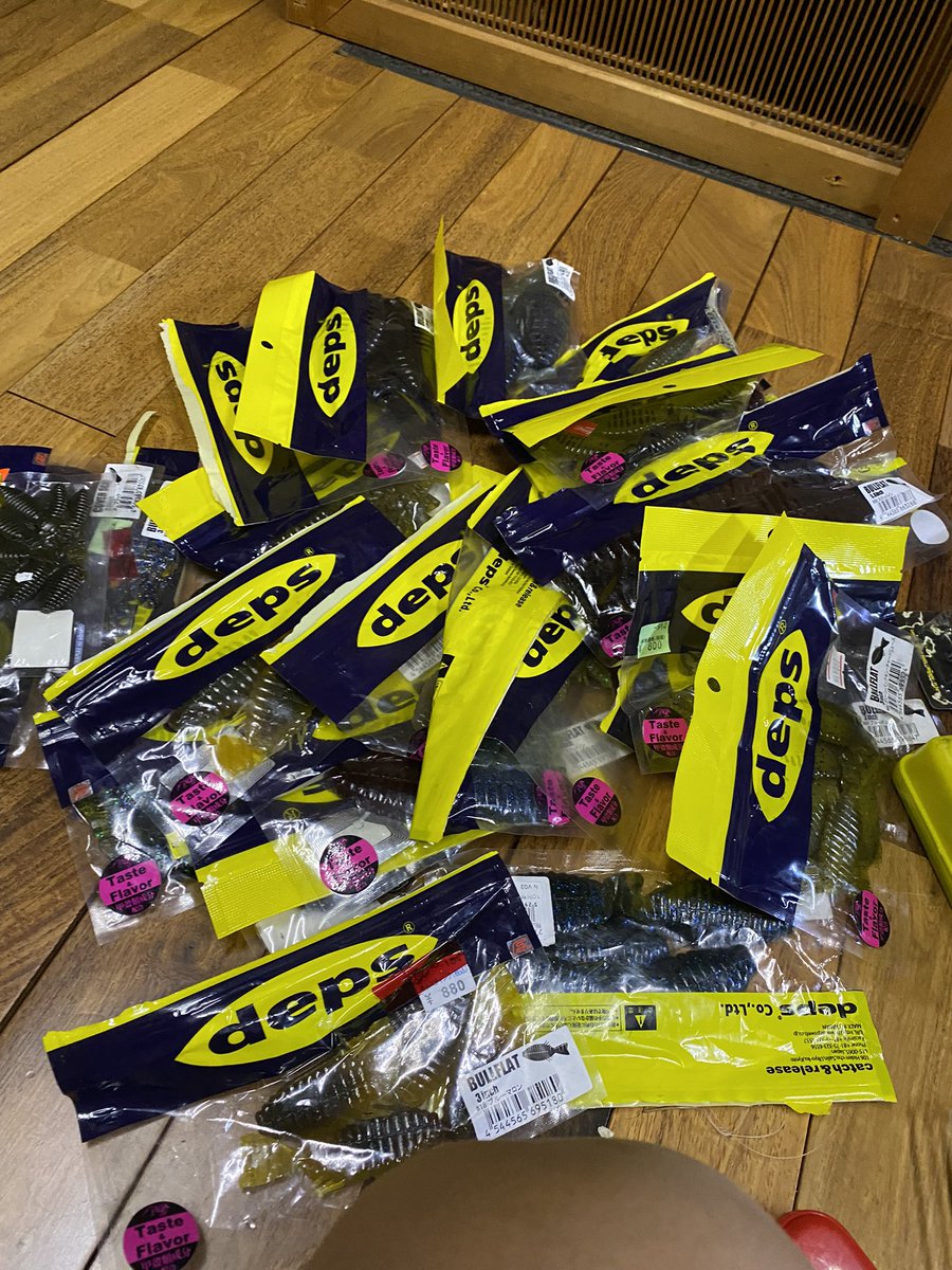 fEaRXyleM's tweet photo. 全部ブルフラット https://t.co/Oz5Iy13BIH