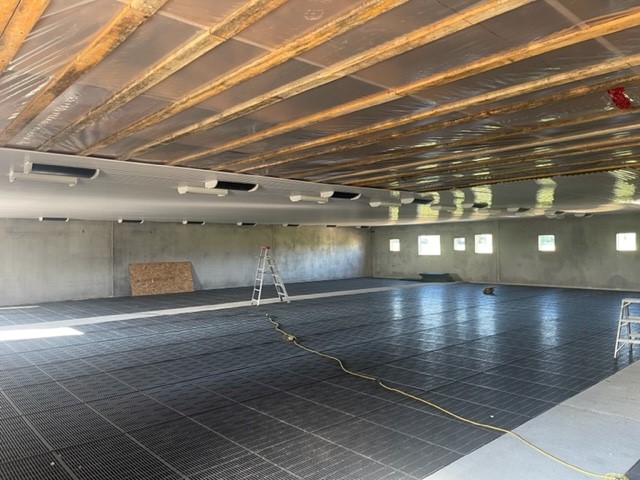 SunNorthSystems's tweet photo. This new 4 room hog nursery barn being built by Lang's General Contracting Inc. outside of Glammis, ON is coming along nicely!π·This barn will feature fully mechanical exhaust fans, inlets & Genius controls supplied & installed by us! #ontag #CdnAg #sunnorth #hogbarn #hognursery https://t.co/PBS5loAF7h