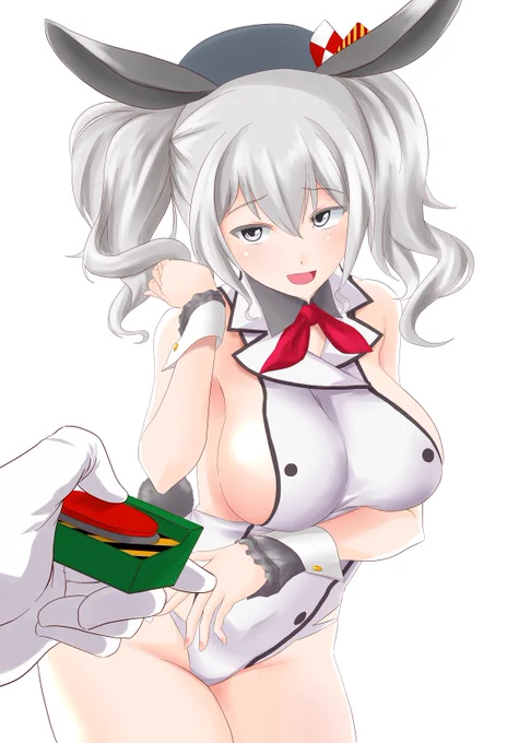 私の中では鹿島って普通に純な艦娘なのでこういうの着せたら必死に恥じらいを抑えつつ……って感じ。ただし3分もたずに「やっぱり無理です」と自室に引きこもる。そして後で私は香取さんにシバかれる。 