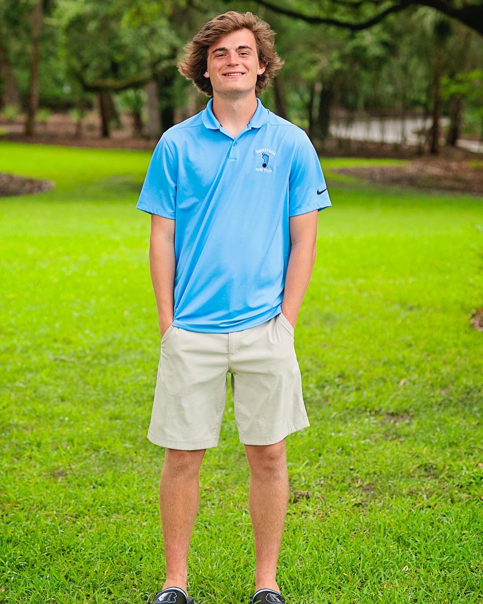 AmberKeever's tweet photo. Happy 18th Birthday!  We love you, and we are so proud of you.  @Minor_444 @DanielKeever https://t.co/HUfImWnNbh