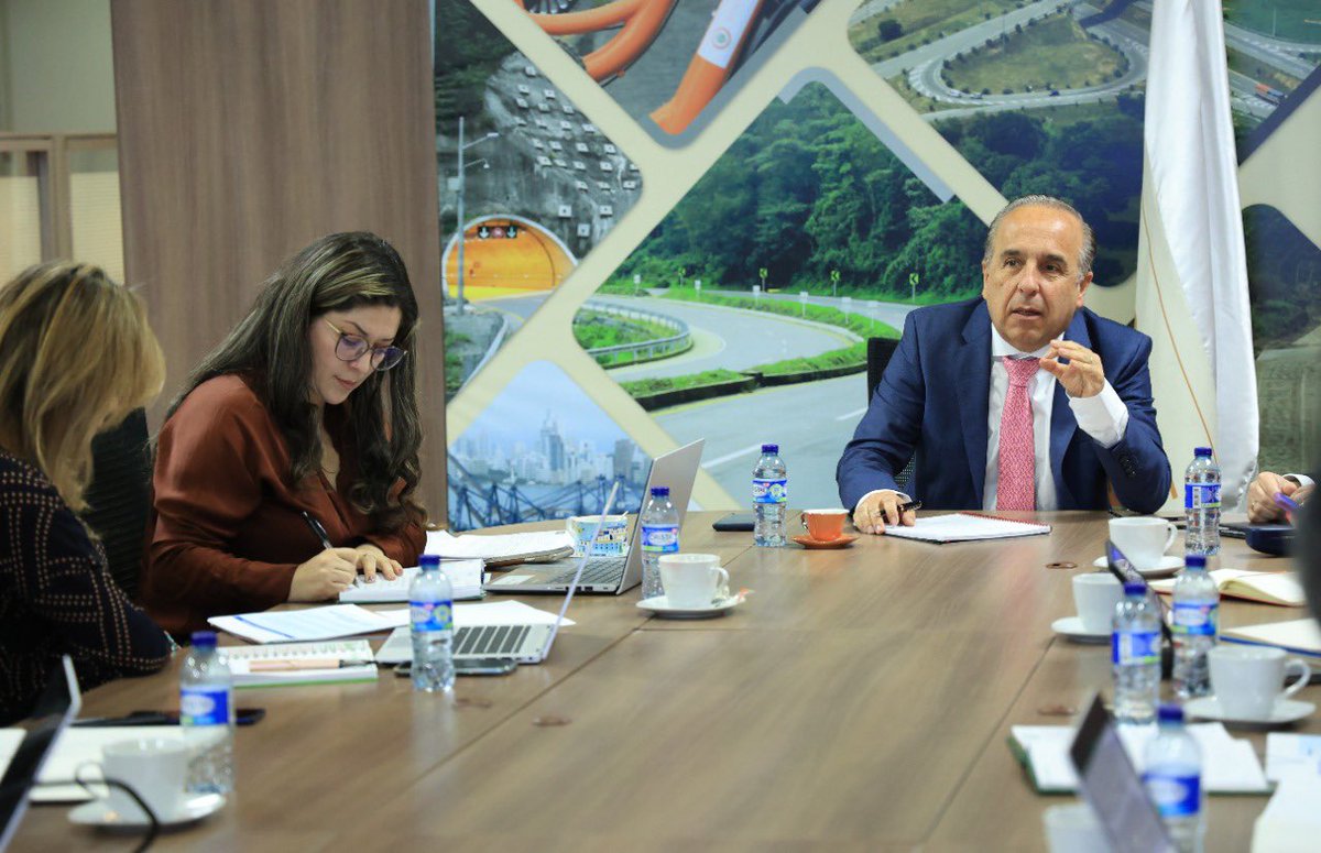 MinTransporte tweet media