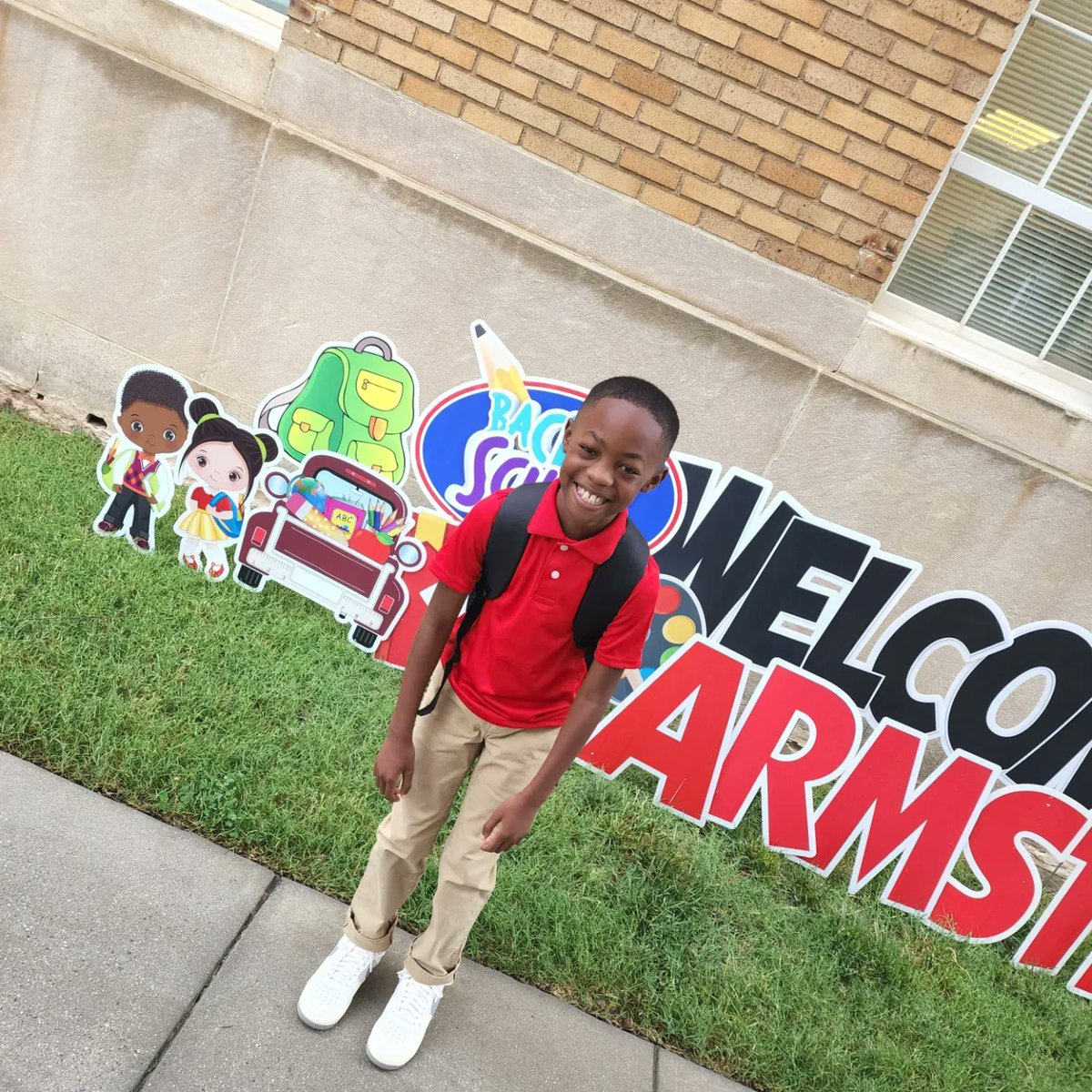 fpcsarmstrong's tweet photo. And we are back....
Happy First Day of School!
#thefirstdaysofschool #Armstrong #dccharterproud #FriendshipProud #backtoschool22 #AlltheWayUp #bettertogether https://t.co/2U5YzL4TNp