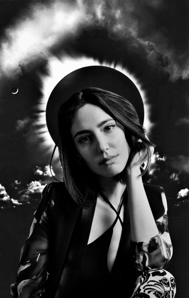 Ajantila's tweet photo. First Light (Lenske020) @AmelieLens #photography #photo #digitalart #art #techno #technomusic #electronicmusic #first #light #lenske #music https://t.co/ZW0KshxaIS https://t.co/qc5qIMA0En