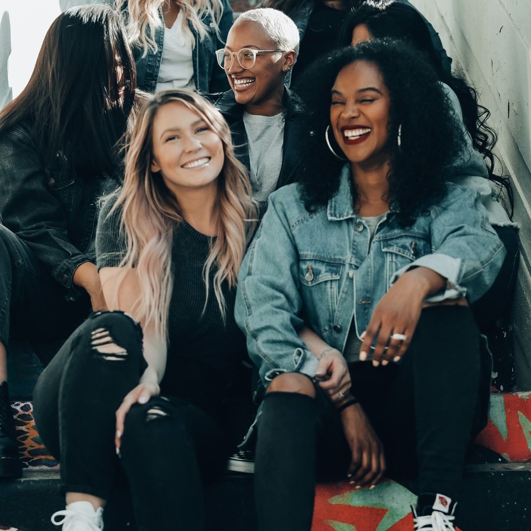 CoLivingGroupUK's tweet photo. Being part of the co-living community allows people to share resources, and have a more sustainable lifestyle while making new friends!

#colivinggroup #coliving #colivinglondon #colivinguk #uk #sharehouse #community #newfriends #colivingexperience #colivinglife https://t.co/BPxWNnMkU1