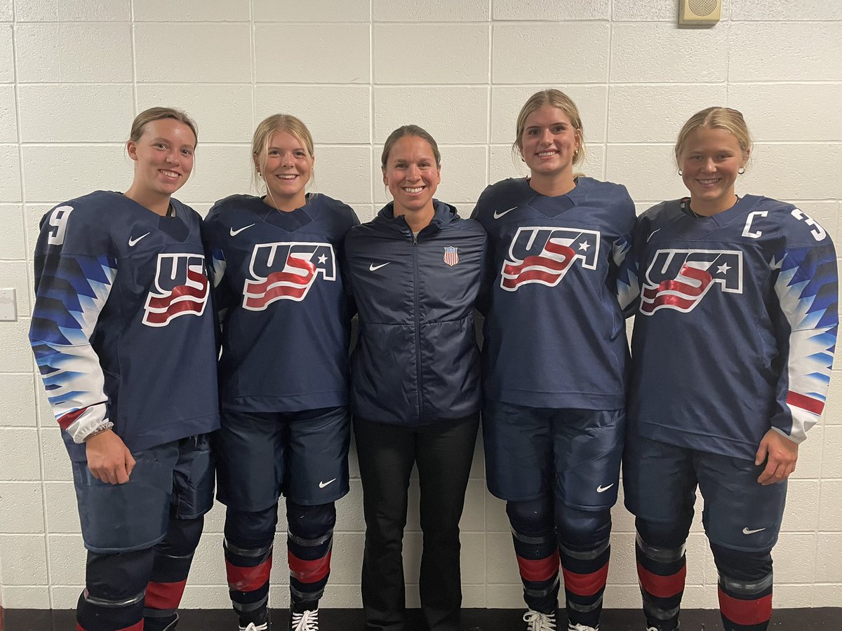 MinnStWHockey's tweet photo. So proud of this crew representing Minnesota State in Calgary last week. Jamie Nelson, Kelsey King, assistant coach Shari Dickerman, Charlotte Akervik &amp; team captain Anna Wilgren played for Team USA at the 2022 Collegiate Series. #MavFam #MavNation #HornUp https://t.co/VwGpBcvXnC