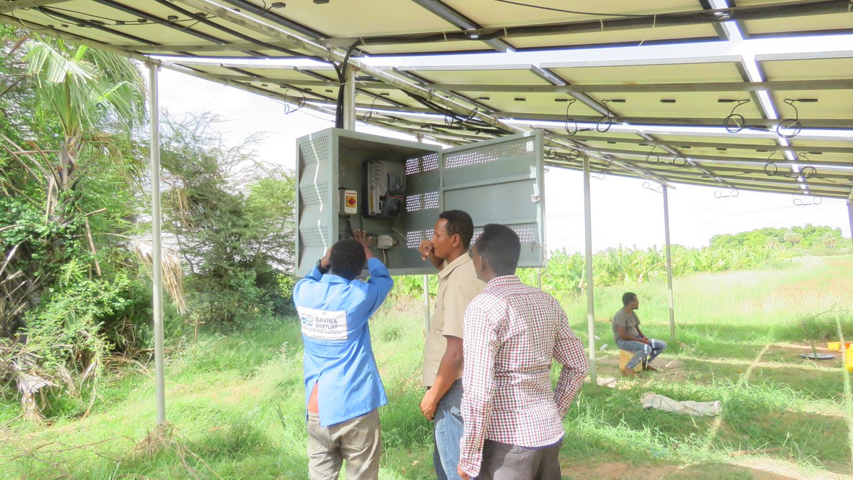 Demonstrating viability of investing in solar irrigation; field visit to <a href="/coopi/">COOPI</a> #Innovation4Resilience 
More: facebook.com/Innovation.4.R…
<a href="/CordaidEth/">Cordaid Ethiopia</a> @EthiopiaEU <a href="/FandSEthiopia/">Fair & Sustainable Ethiopia</a>