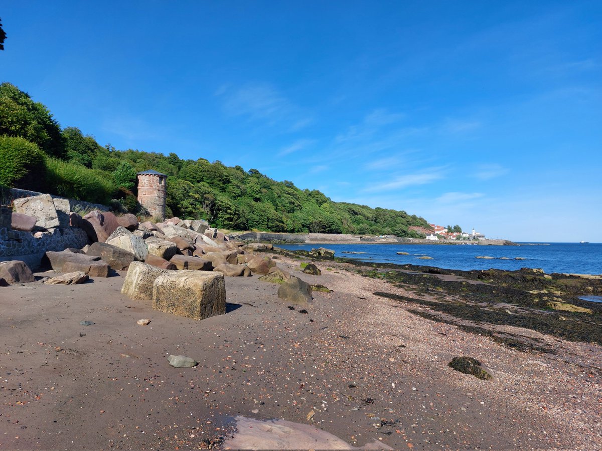 Hike1000miles's tweet photo. Time for swim, not everywhere is bad weather ππ don't waste time waiting for rain.
#getoffthechair #outdoors #landscapes #nature #sea #seaside #wildswimming #openwaterswimming #photography #NaturePhotography #running #adventure #discovery #explore #sunshine #rocks #Geology https://t.co/OsIHV9ExuO