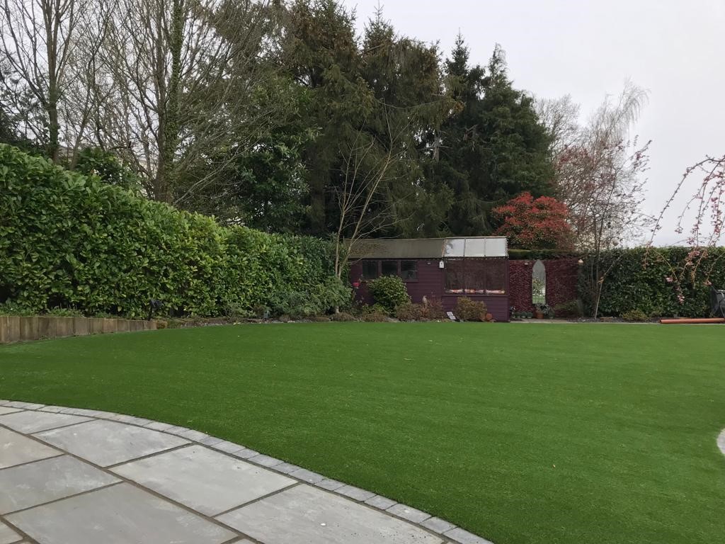 Supreme Lawns tweet media