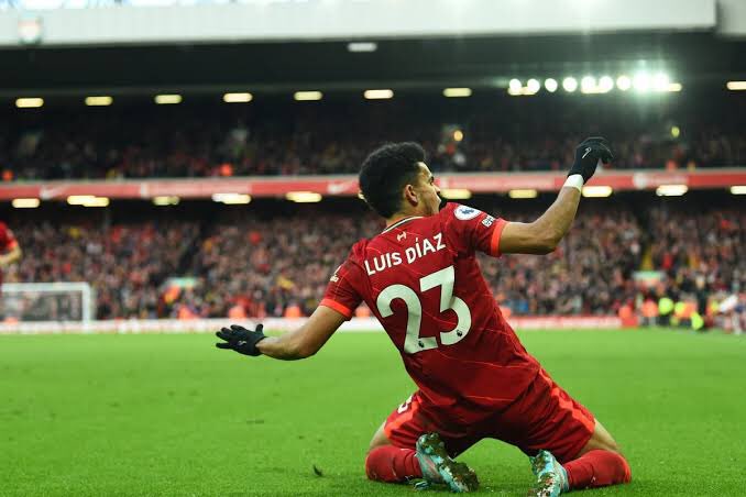 5,000 NAIRA CASH GIVEAWAY 💵 

If Luis Diaz scores tonight against Manchester United, one lucky person gets to win 5,000 Naira. 

All you have to do is retweet and follow to qualify. #EPL #FootyFanPool #MUNLIV #Giveaway