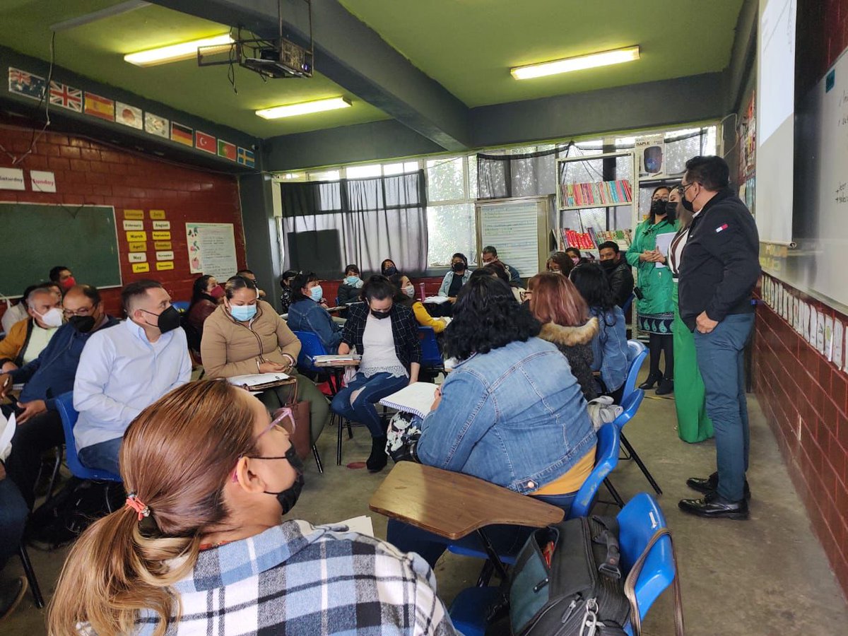 TinocoGRogelio's tweet photo. #Educación @SeducEdomex

Los colectivos docentes @SEB_Edomex analizarán los materiales de la estrategia curricular de #IgualdadDeGéneroEdoméx, en el #CTE, previo al inicio del ciclo escolar 2022-2023. @geramonro05

@liliapatriciafj @AnastasiaVega21 @ma_pureza @MiguelAngelTMtz https://t.co/vRebXskYiU