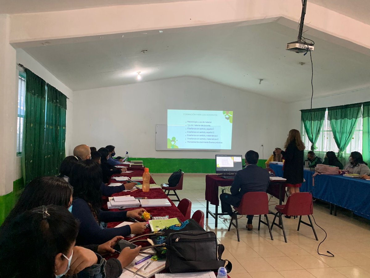 TinocoGRogelio's tweet photo. #Educación @SeducEdomex

Los colectivos docentes @SEB_Edomex analizarán los materiales de la estrategia curricular de #IgualdadDeGéneroEdoméx, en el #CTE, previo al inicio del ciclo escolar 2022-2023. @geramonro05

@liliapatriciafj @AnastasiaVega21 @ma_pureza @MiguelAngelTMtz https://t.co/vRebXskYiU