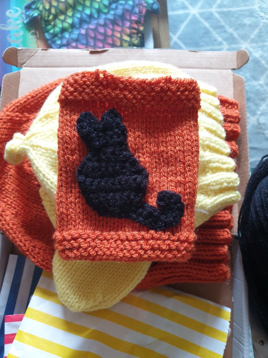 EmmaJanesLife's tweet photo. Working on #Halliween products &amp; commissions this morning https://t.co/he580J8Ko5