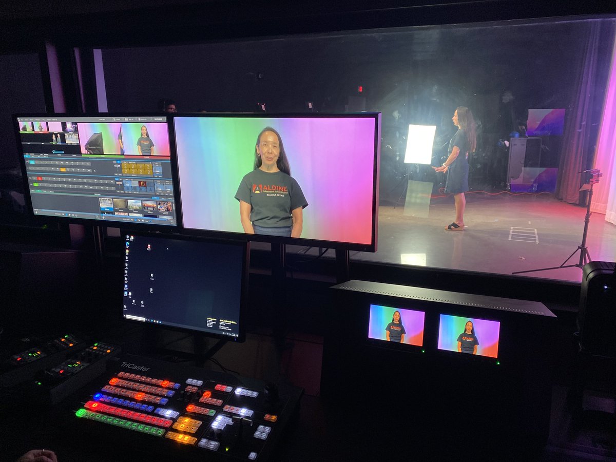 BlansonMedia's tweet photo. Seniors finished our first production of the year at the Blanson Studio with Dr. Xochitl Rodriguez and Dr. Autumn Boyd
@BlansonCTEHS @BenIbarraCTE @AldineCTE https://t.co/8kOcTx9een