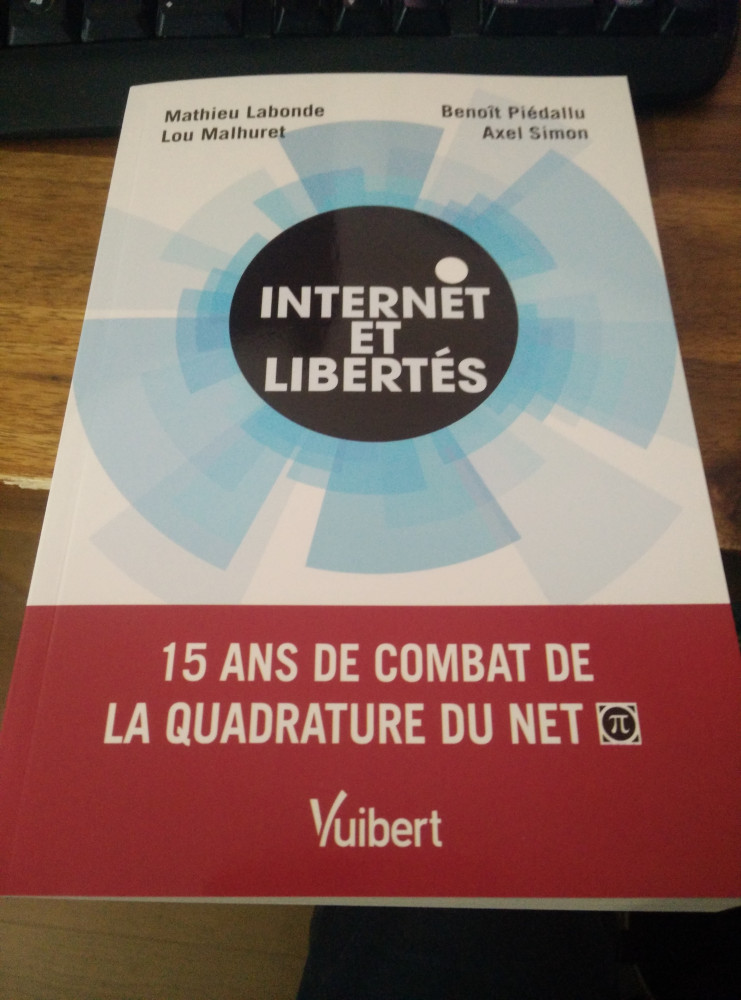 klorydryk's tweet photo. 4 membres de @laquadrature racontent l'histoire de l'association, dans un livre qui sortira le 13 septembre !
Les premiers volumes viennent de sortir de presse 🥰 https://t.co/77Pkg5HKyy