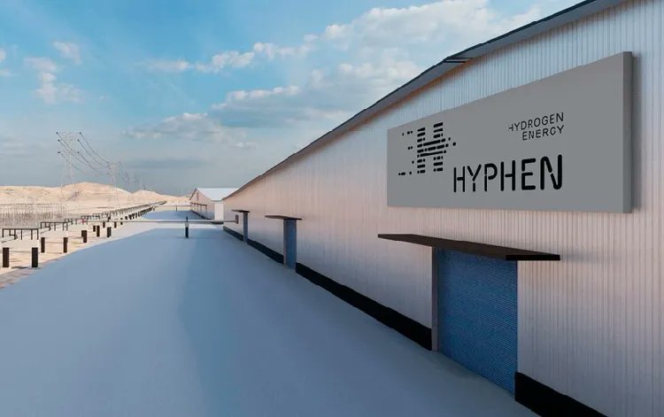 TheNamibian's tweet photo. BOTTOMLINE | Hyphen Hydrogen Energy has made progress in discussions with the Namibian government towards the signing of the implementation agreement for its planned US$10 billion (N$170 billion) green hydrogen project before the end of this year. https://t.co/oikFw88dPC https://t.co/QcmSK2yFuJ