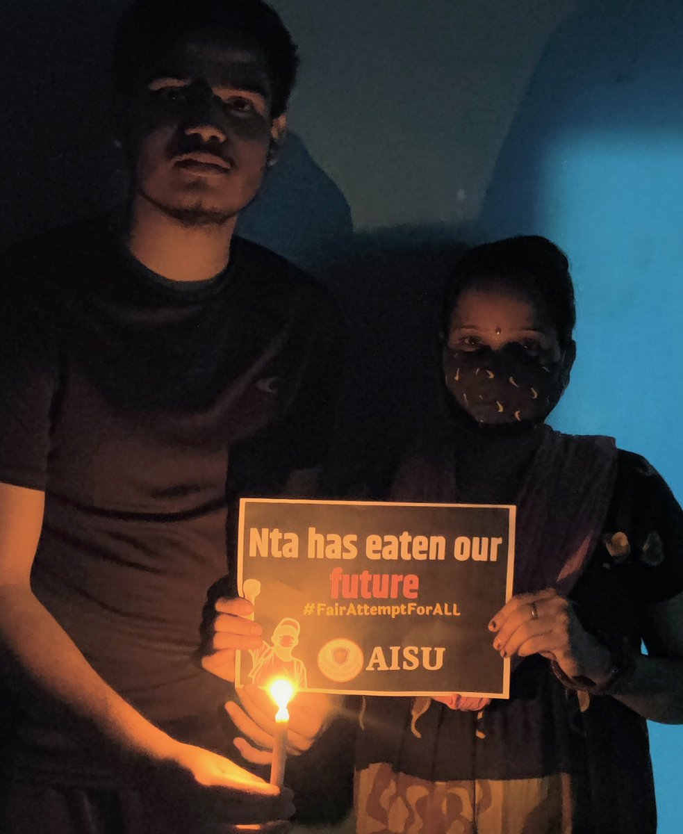 k__priyanshu's tweet photo. Nta has destroyed our future
We want a fair attempt 
#JEEMains2022 
#jeemainThirdAttemptForAll 
#CANDLEMARCHforJeeNeetJustice 
#CandleMarchForJeeNeetCuet https://t.co/zuu9ScvjaA