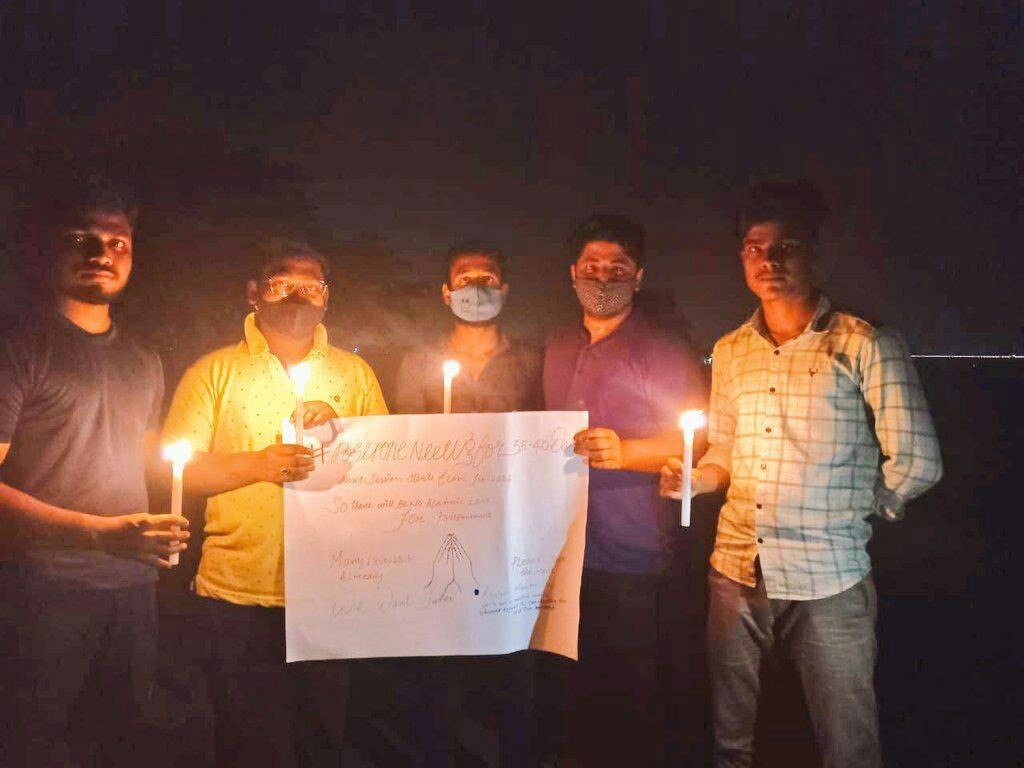 This is last something we are doing for #jeemainThirdAttemptForAll . Atleast now after many efforts of students give us 3rd attempt just because we deserve it @DG_NTA . Last hopes . #CANDLEMARCHforJeeNeetJustice @erPawanBhadana @Official_AISU @narendramodi @PMOIndia