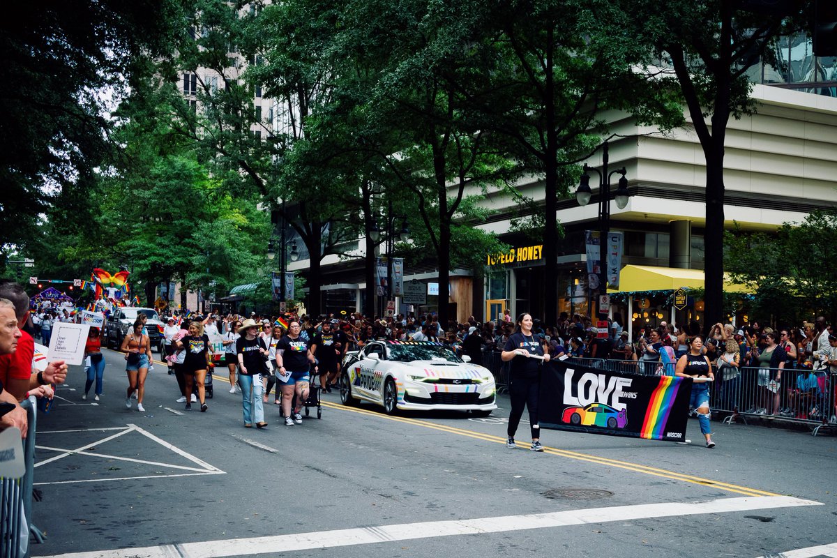 MAylorJr's tweet photo. @YouCanPlayTeam @NASCAR @cltpride @RacingPrideHQ We had a great time! @NASCARDiversity @cltpride https://t.co/96nUbkP5q3