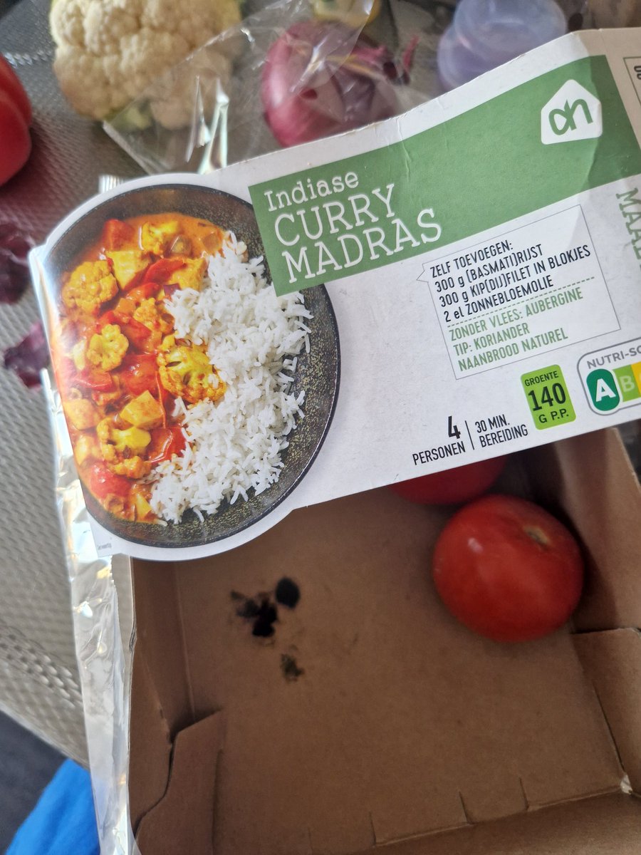 lieees_'s tweet photo. Snap wel dat de verspaketten in de bonus waren, gisteren gekocht vandaag beschimmeld 🤢 @albertheijn niet zo smakelijk. #AlbertHeijn https://t.co/VQSUKndHU6