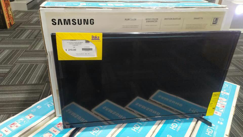 rigo_ep62's tweet photo. El paralelo los tienen locos. Ayer fui a comprar un televisor de 32 pulgadas a Daka y estaba en 160 $ la sorpresa hoy amaneció en 210 $. No me jodan aumento en 12 horas 50 $ y a preciio del Banco Central https://t.co/u5bQ0xg5oU
