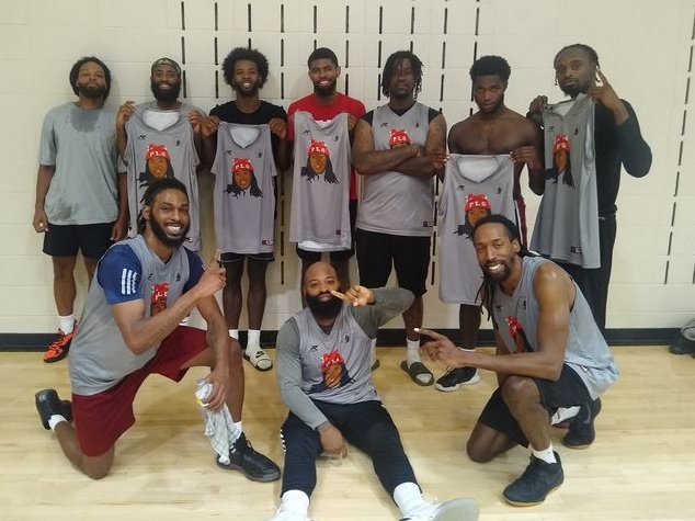 MissionKSPksRec's tweet photo. Congratulations to our Men's Basketball Summer League Champs!! #MissionKSparksrec https://t.co/Lb7meUJHJq